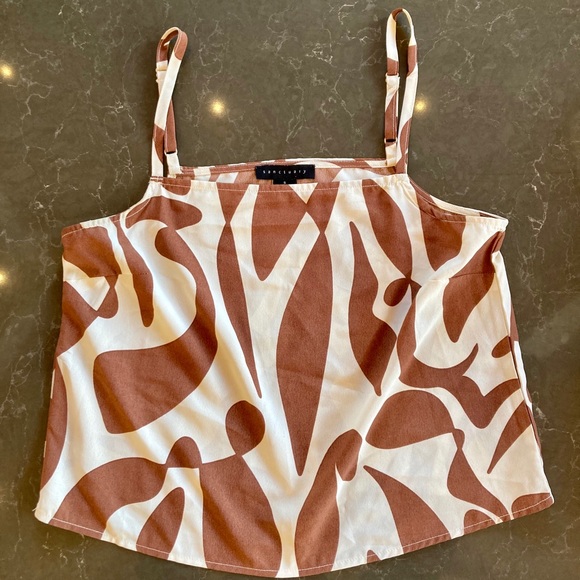 ✨Sanctuary✨ Abstract Neutral Flow Tank - Picture 3 of 5